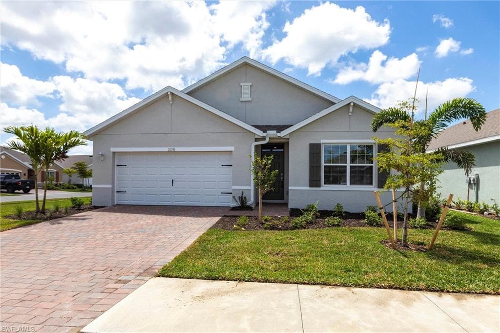 20241 Camino Torcido LOOP NORTH FORT MYERS, FL 33917