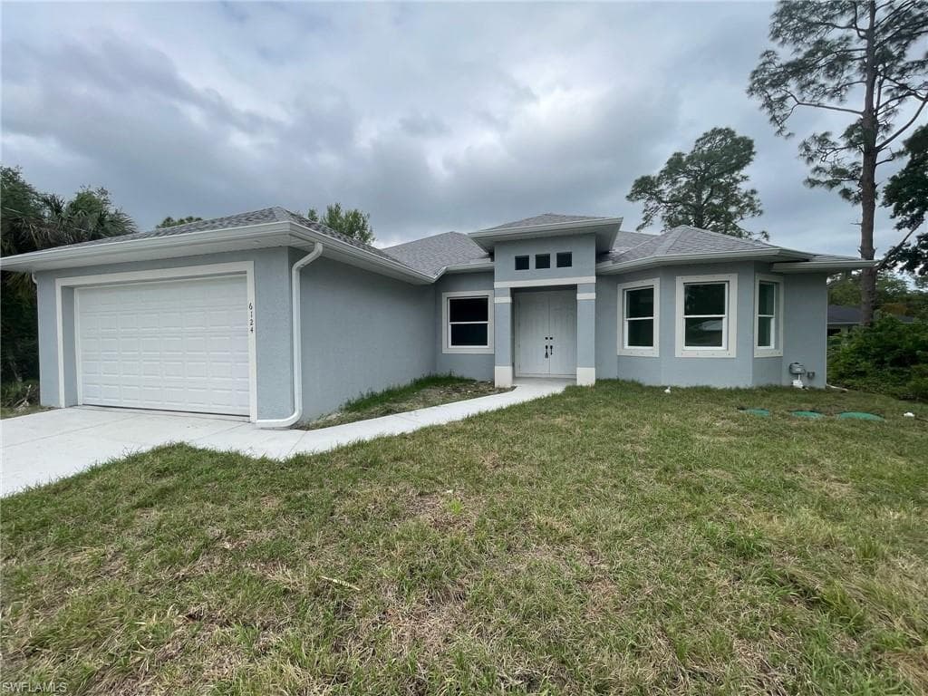 6124 Laurelwood DR FORT MYERS, FL 33905