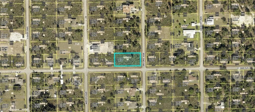 301 Irving AVE LEHIGH ACRES, FL 33936