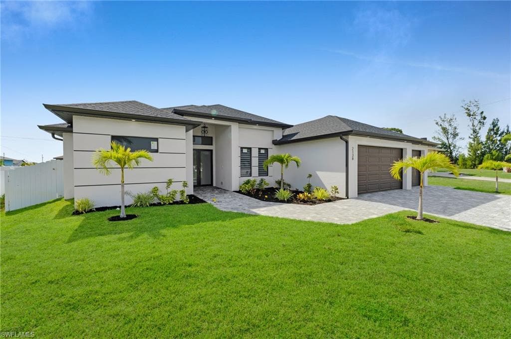 2138 3rd AVE CAPE CORAL, FL 33991
