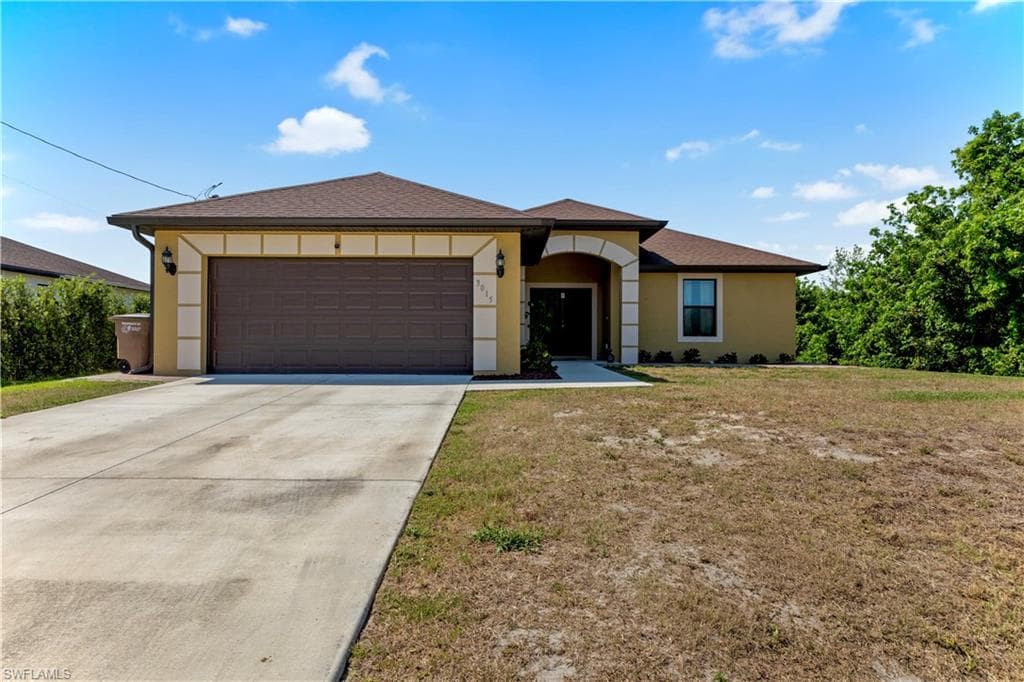 3015 12th ST SW LEHIGH ACRES, FL 33976