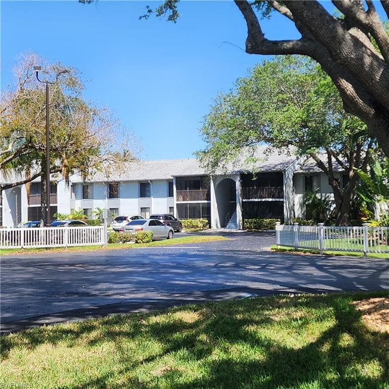 4641 Lakeside Club BLVD 11-C2 FORT MYERS, FL 33905
