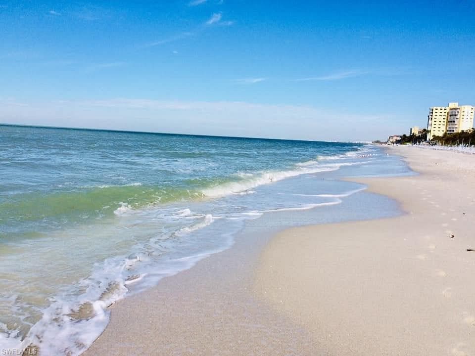 377 Vanderbilt Beach RD 303 NAPLES, FL 34108