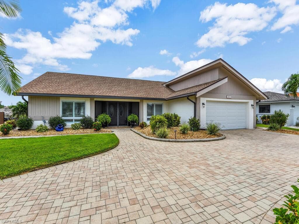 2010 SE 28th ST CAPE CORAL, FL 33904
