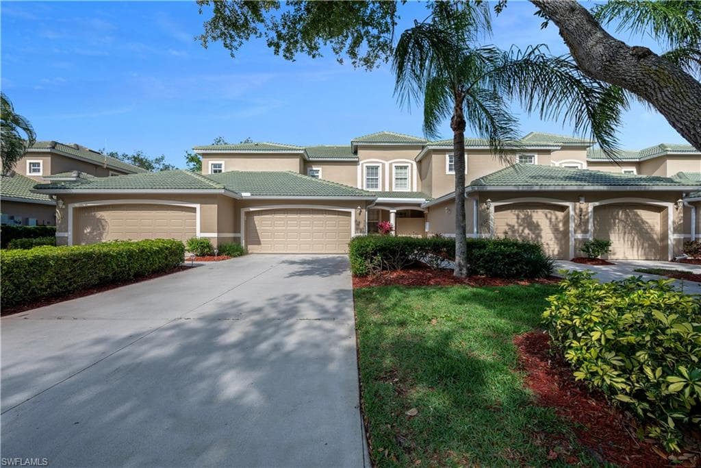 3485 Laurel Greens LN S 101 NAPLES, FL 34119