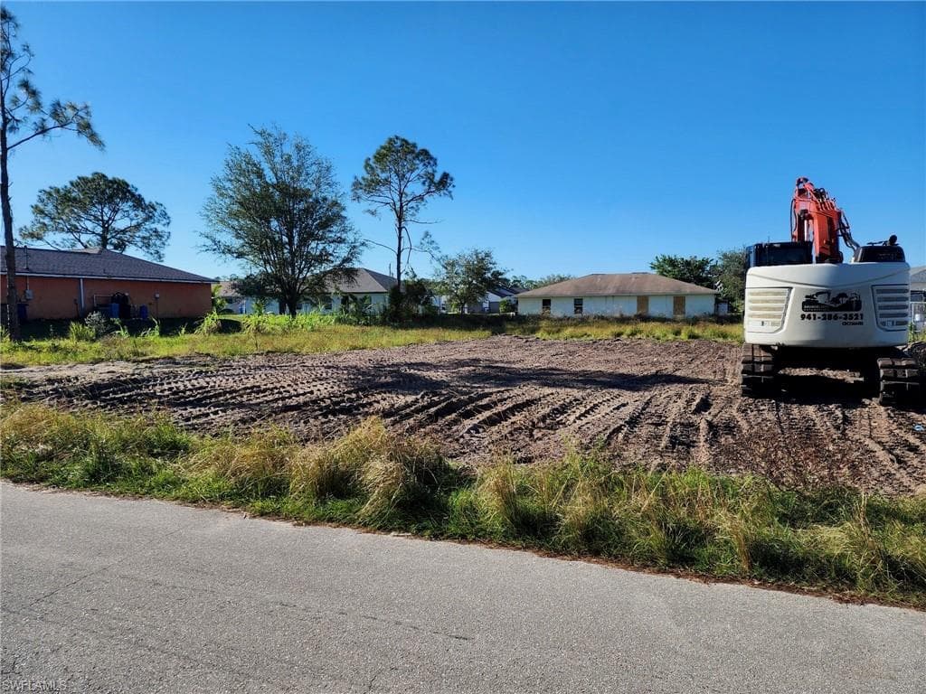 2404/2406 Richard AVE S LEHIGH ACRES, FL 33973