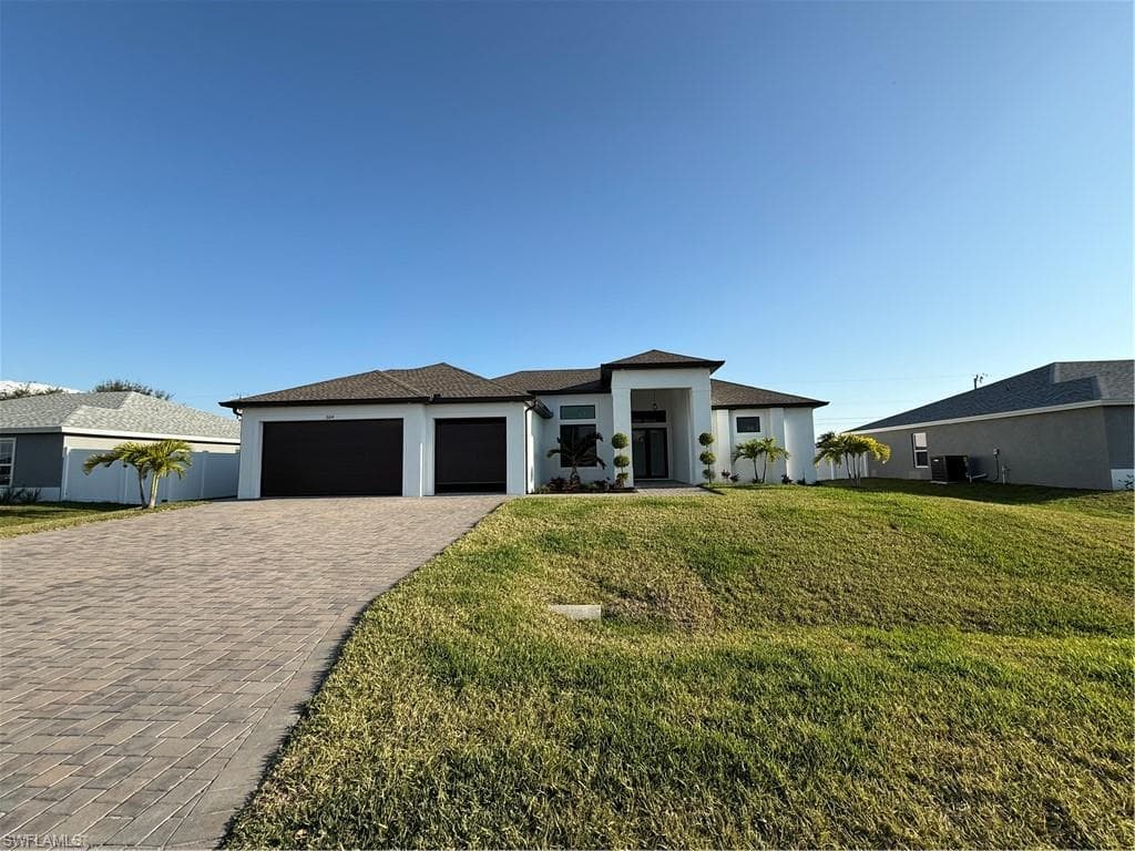 504 NW 7th TER CAPE CORAL, FL 33993