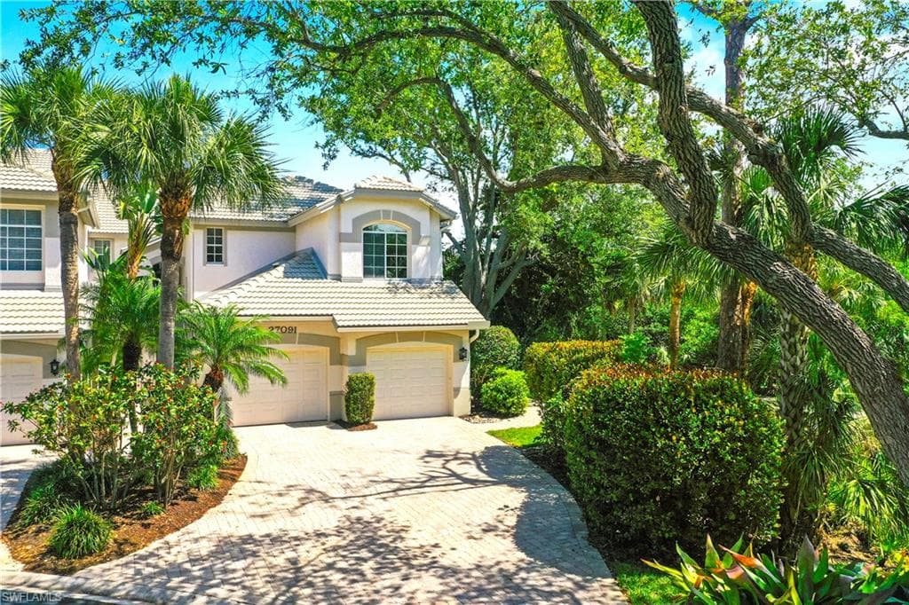 27091 Lake Harbor CT 103 BONITA SPRINGS, FL 34134