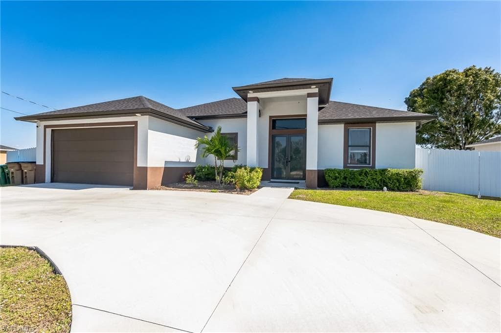217 Nelson RD N CAPE CORAL, FL 33993
