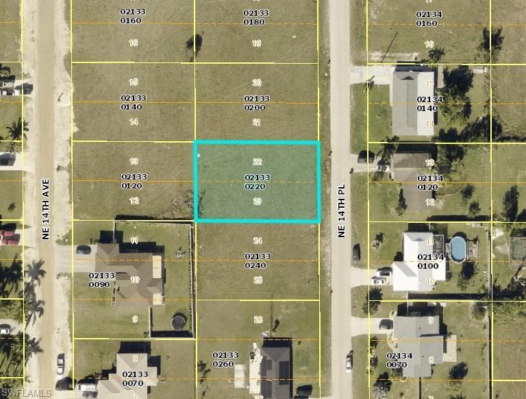 2208 NE 14th PL CAPE CORAL, FL 33909