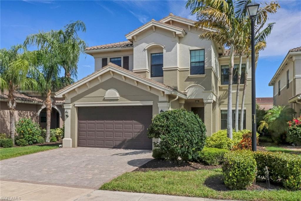 13577 Mandarin CIR NAPLES, FL 34109