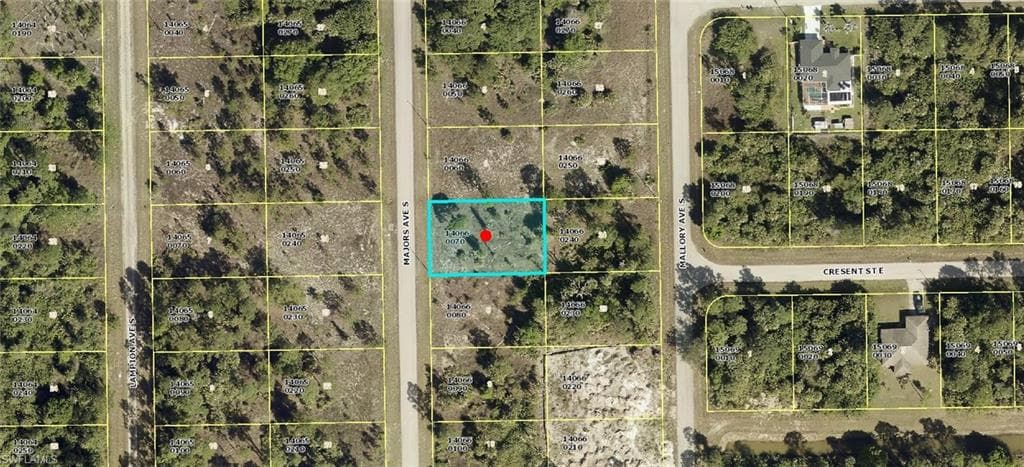 429 Majors AVE S LEHIGH ACRES, FL 33974