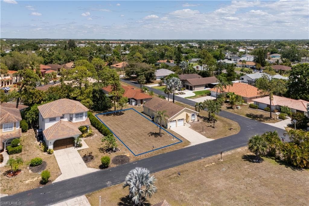 11264 Coimbra LN BONITA SPRINGS, FL 34135