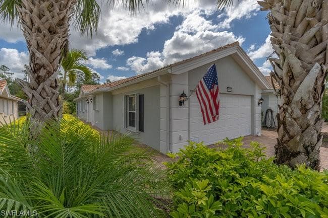 7653 Rozzini LN NAPLES, FL 34114