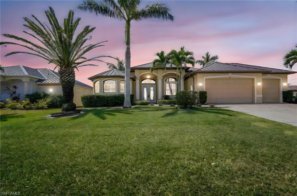 144 54th TER CAPE CORAL, FL 33914