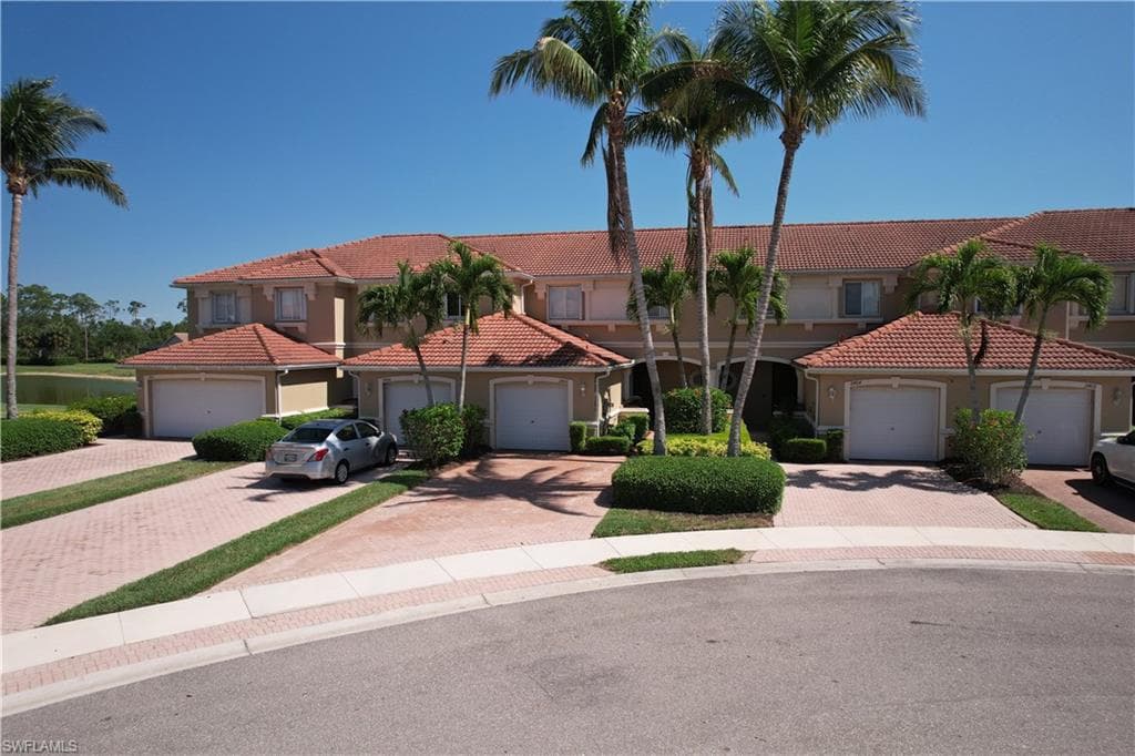 2408 Laurentina LN CAPE CORAL, FL 33909