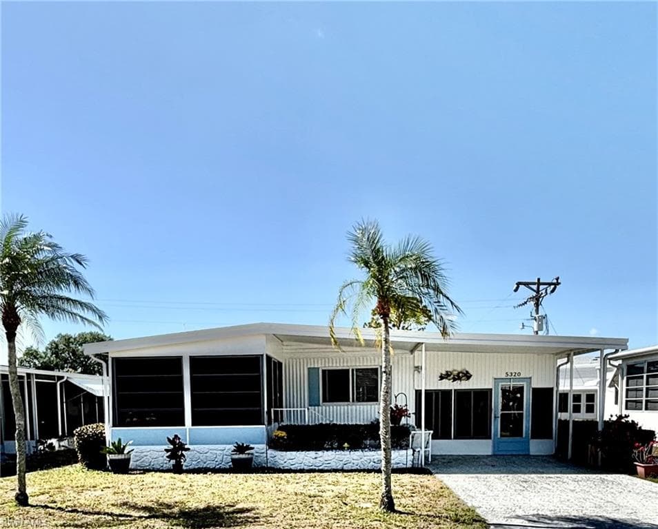 5320 Forest Park DR NORTH FORT MYERS, FL 33917