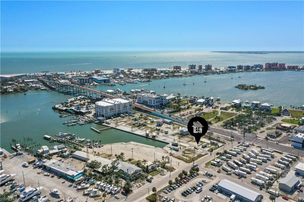 19281 #41 San Carlos BLVD FORT MYERS BEACH, FL 33931