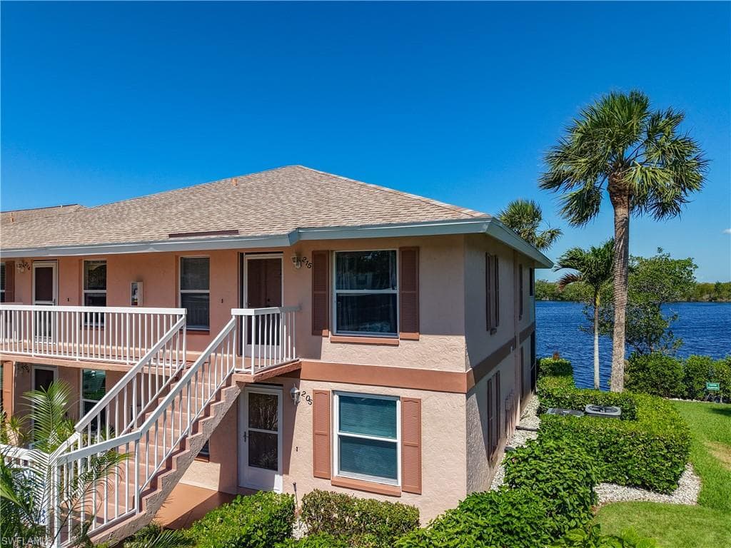1025 Mainsail DR 215 NAPLES, FL 34114