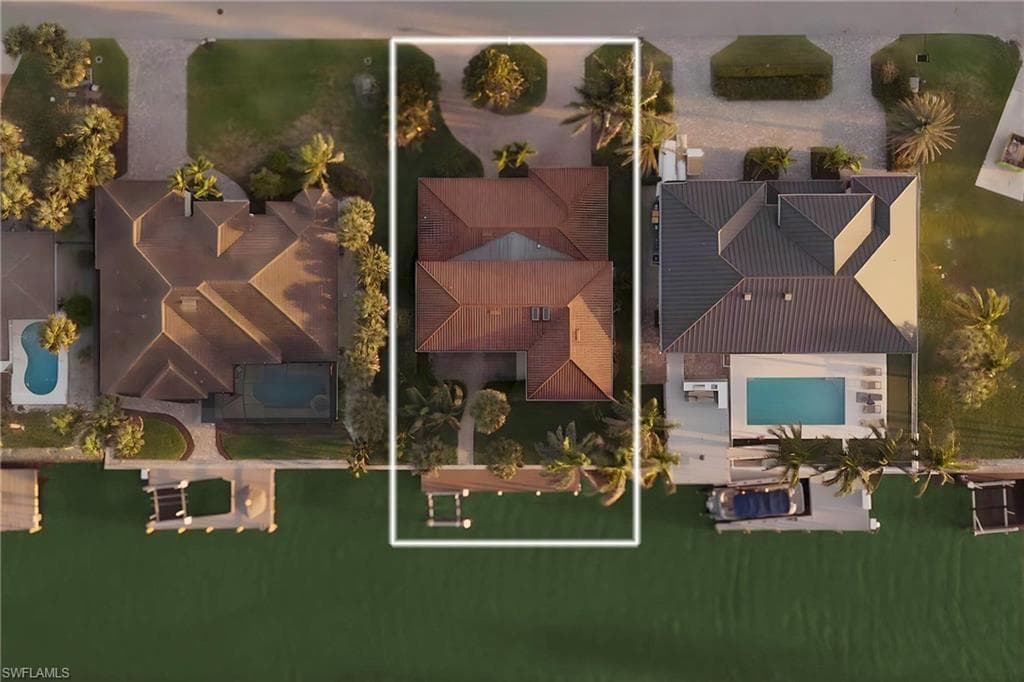 419 Pine AVE NAPLES, FL 34108
