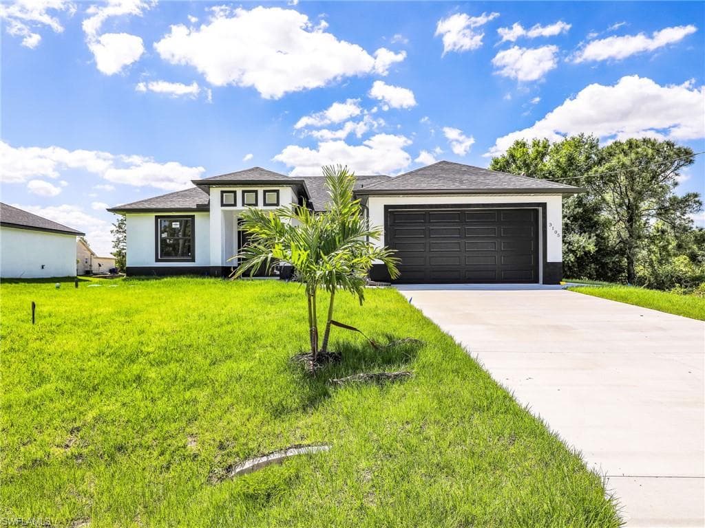 3105 46th ST W LEHIGH ACRES, FL 33971