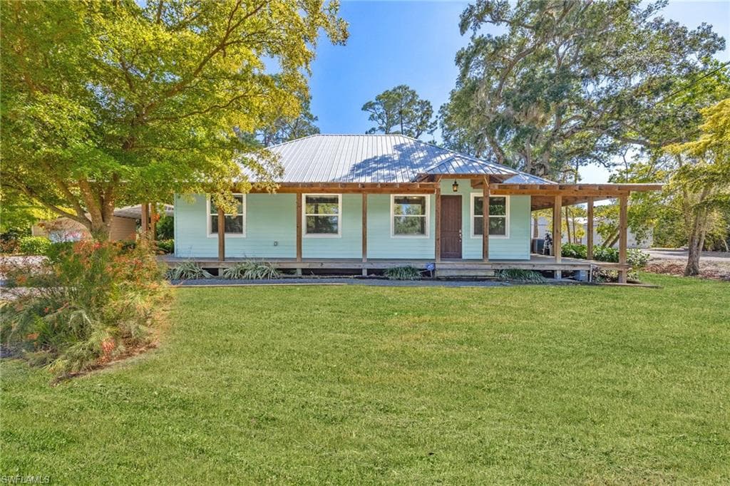 1625 FT DENAUD RD LABELLE, FL 33935