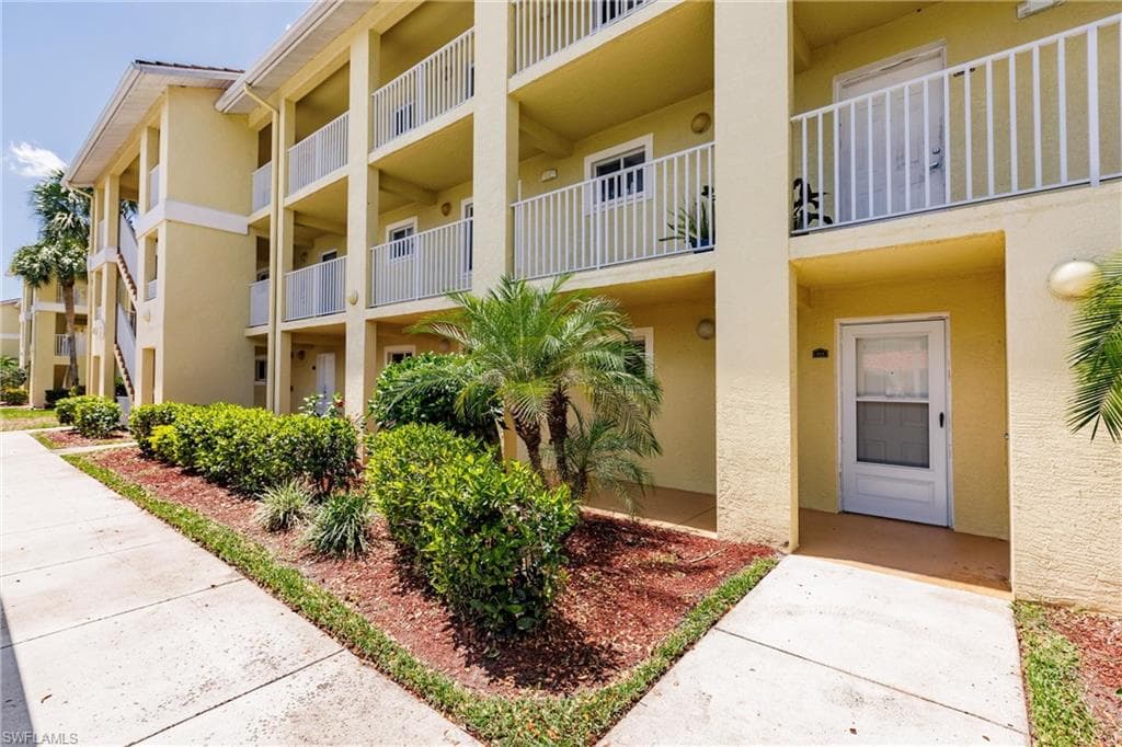 8244 Key Royal CIR 614 NAPLES, FL 34119