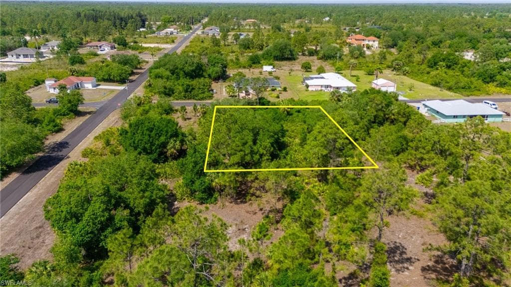302 Abbott AVE LEHIGH ACRES, FL 33936