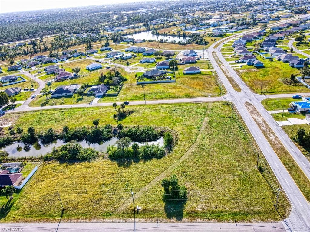 2004 NE 34th LN CAPE CORAL, FL 33909