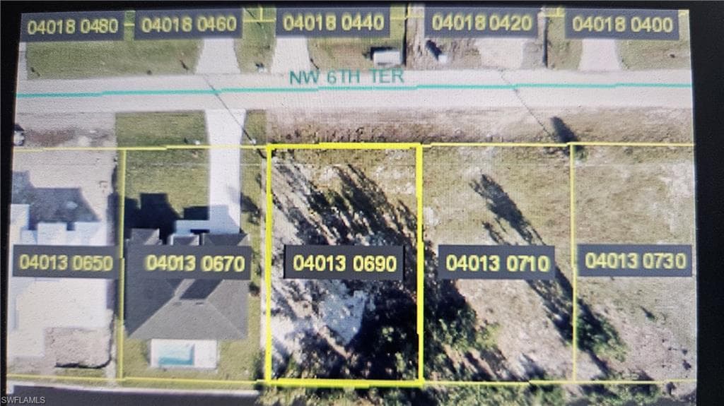 2810 NW 6th TER CAPE CORAL, FL 33993