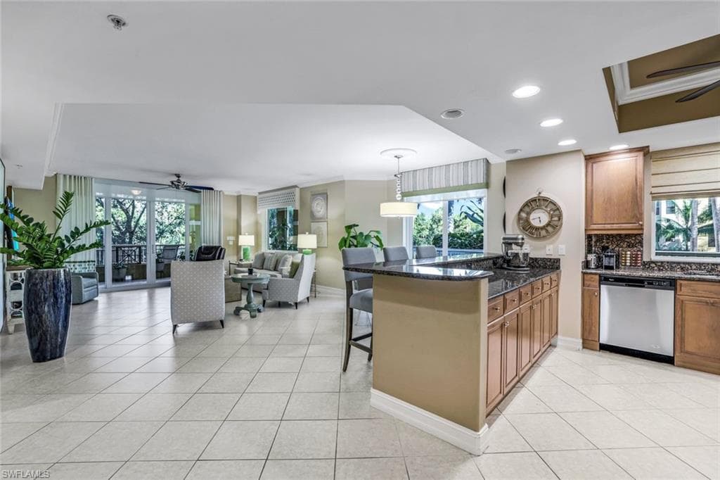 2728 Tiburon BLVD E A105 NAPLES, FL 34109