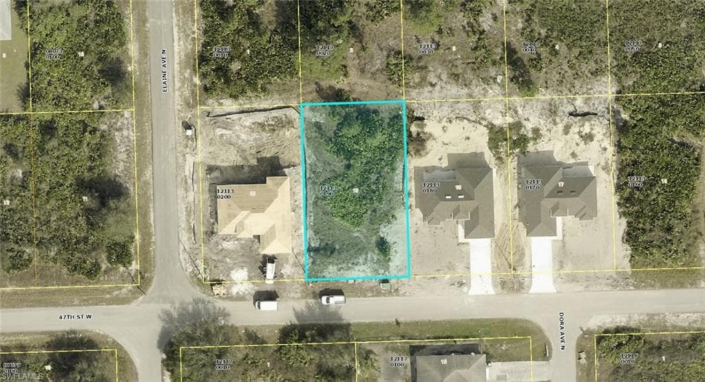 2618 47th ST W LEHIGH ACRES, FL 33971