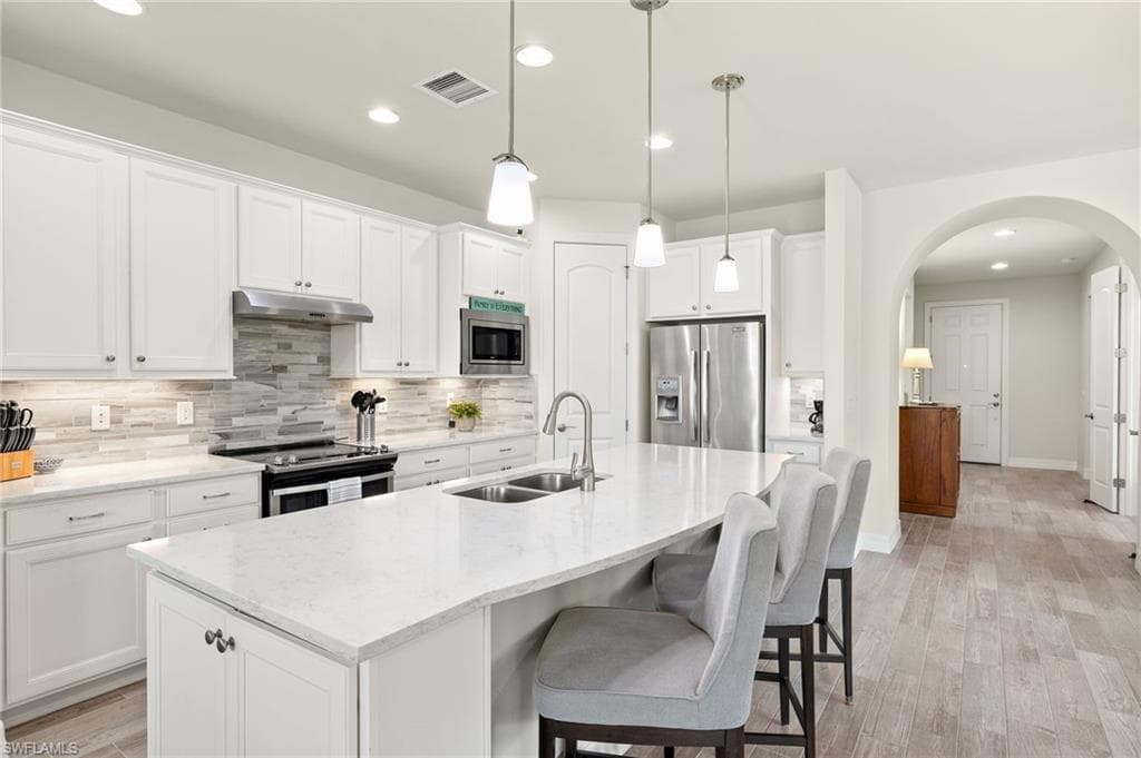 11811 Darcy PL FORT MYERS, FL 33913