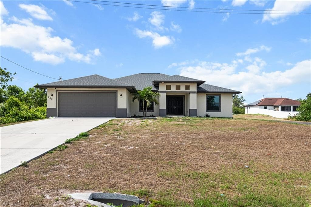 2521 14th ST SW LEHIGH ACRES, FL 33976