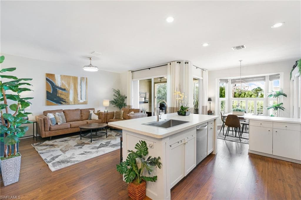 21445 Knighton RUN ESTERO, FL 33928