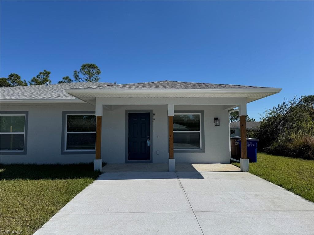 917 Graystone AVE LEHIGH ACRES, FL 33974