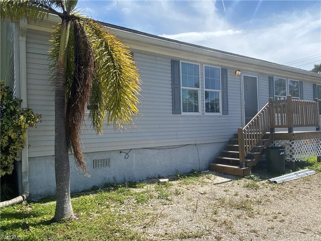5527 Judith RD BOKEELIA, FL 33922