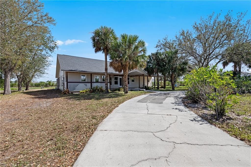 12151 Blasingim RD FORT MYERS, FL 33966