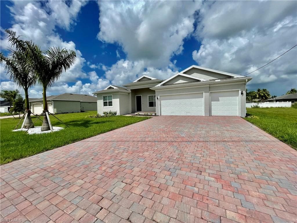 3040 SW 22nd PL CAPE CORAL, FL 33914
