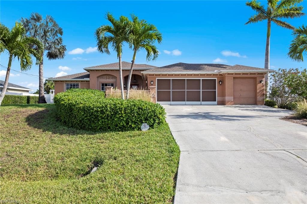 2031 34th ST CAPE CORAL, FL 33909