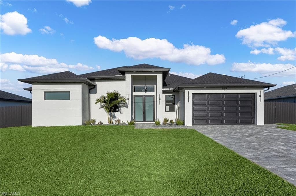 927 NE 13th PL CAPE CORAL, FL 33909