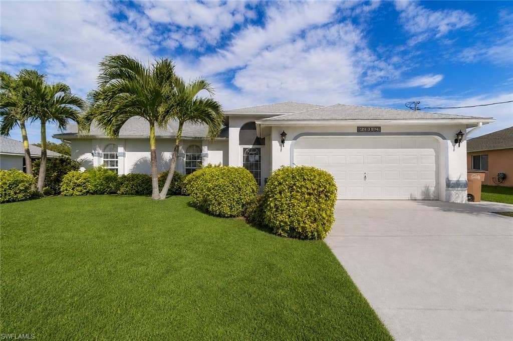 2019 SW 43rd TER CAPE CORAL, FL 33914