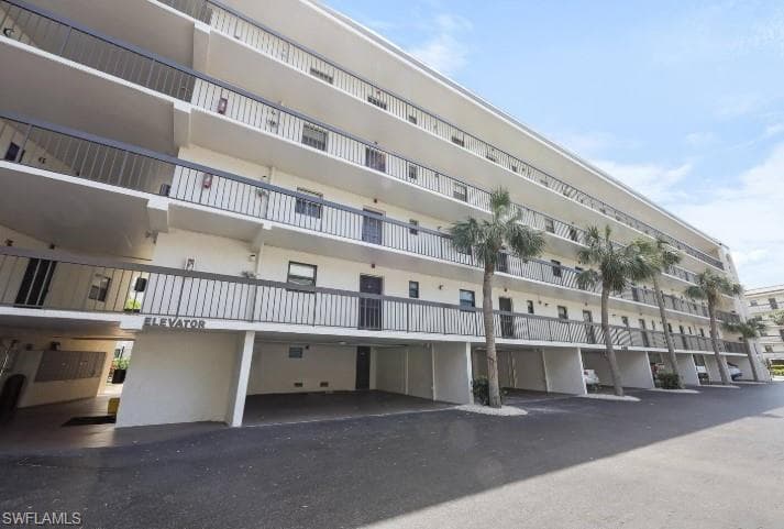 995 Anglers CV N303 MARCO ISLAND, FL 34145