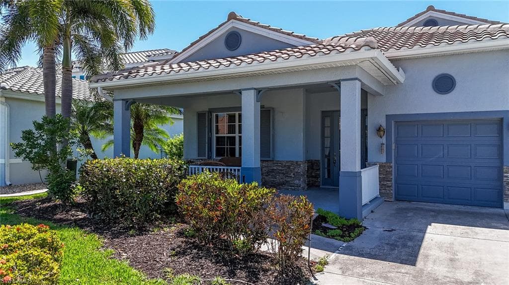 2579 Sawgrass Lake CT CAPE CORAL, FL 33909