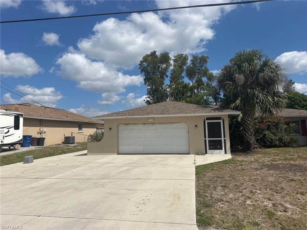 8429 Winged Foot DR FORT MYERS, FL 33967