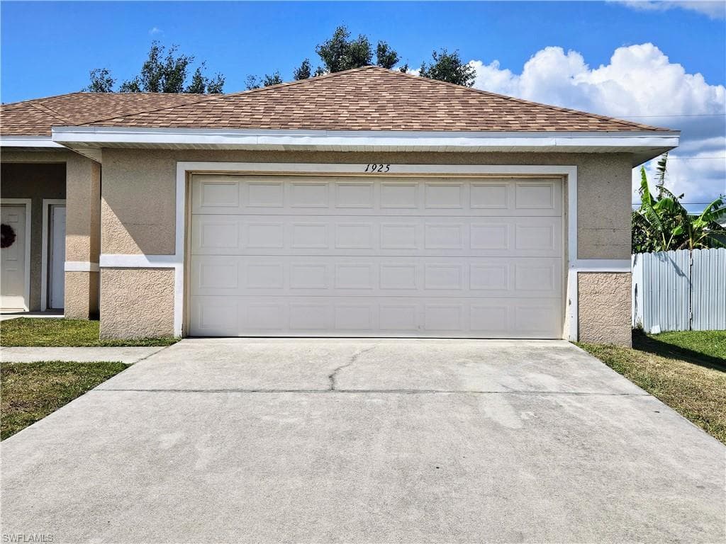 1925 NE 15th LN CAPE CORAL, FL 33909