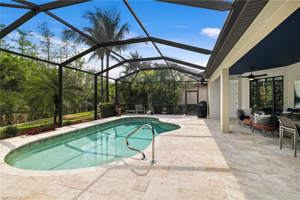 28593 Westmeath CT BONITA SPRINGS, FL 34135