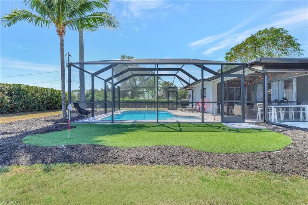 928 SE 30th LN CAPE CORAL, FL 33904