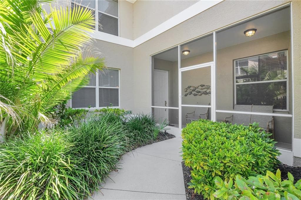 784 Carrick Bend CIR 101 NAPLES, FL 34110