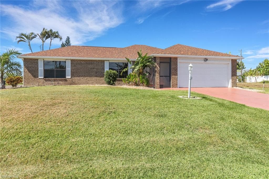 1201 NE 3rd ST CAPE CORAL, FL 33909